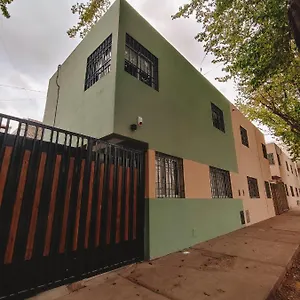 Casa Renato Estacionamiento Privado Churrasquera , Mendoza Argentina