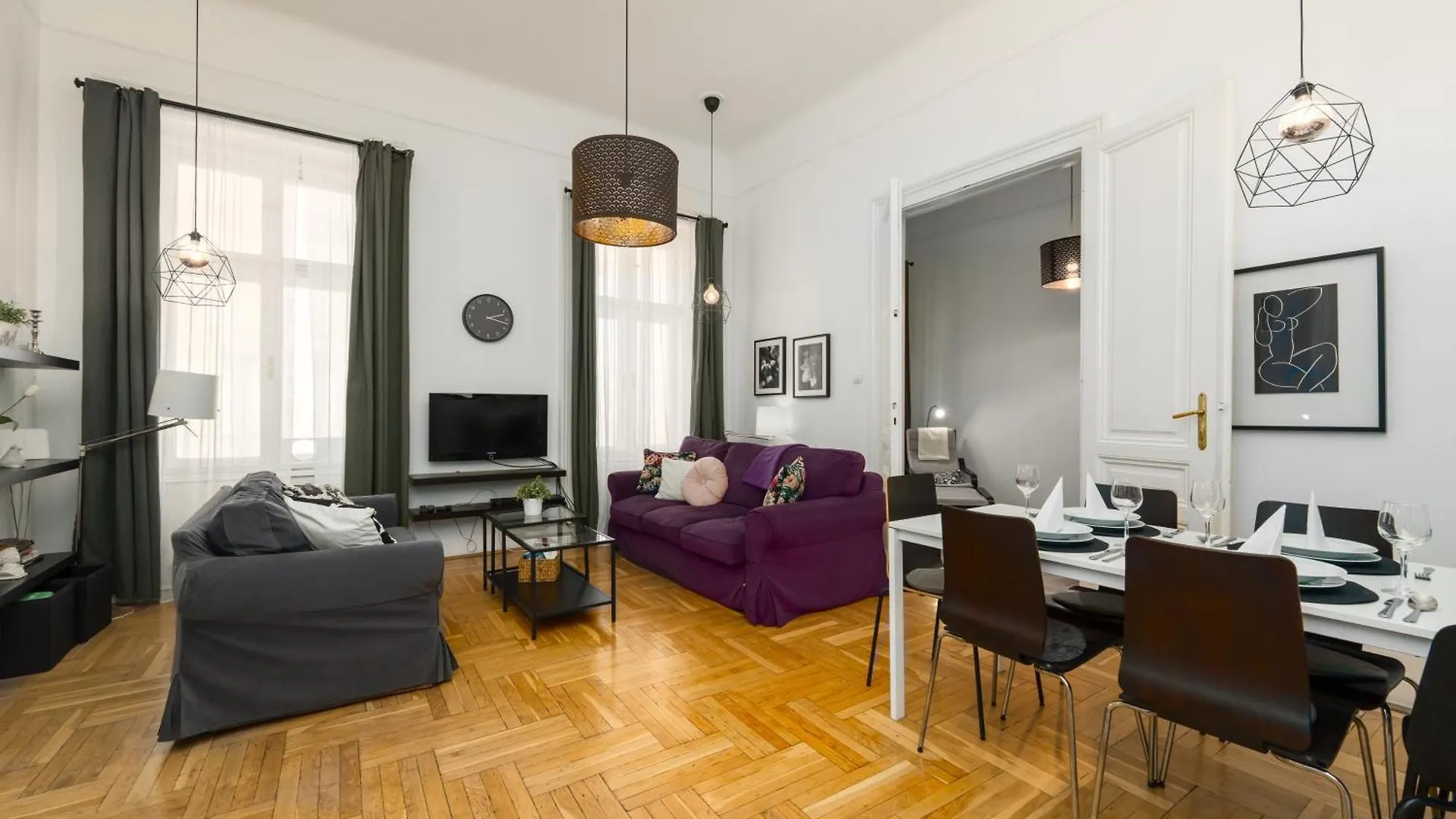 Black & White Apartment Budapešť